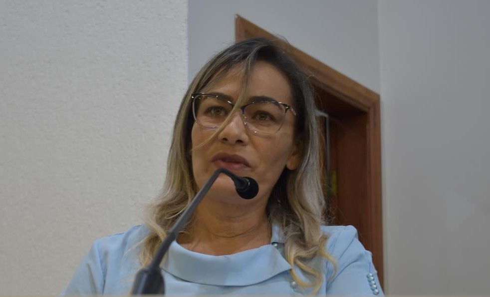 Após perder ‘boquinha’, vereadora Rose renuncia à primeira-secretaria da Mesa Diretora