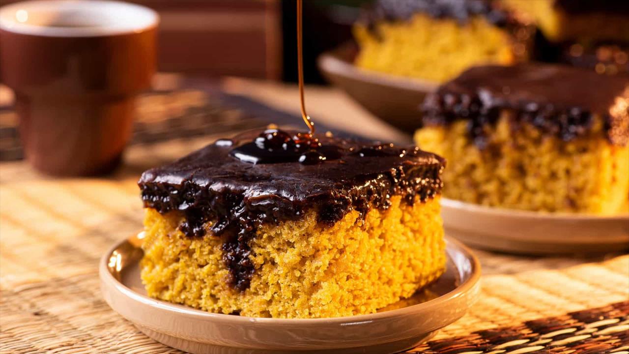 Que tal um bolo de cenoura com cobertura de chocolate?