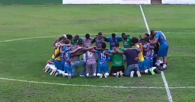 PIT BUL ENTORNAR A POLENTA DO RIO BRANCO