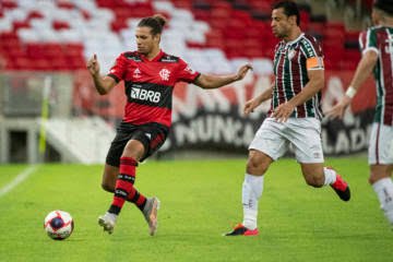 Fluminense e Flamengo empatam no primeiro jogo da final do Carioca