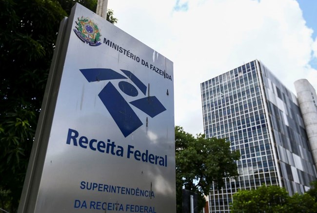 34 milhões de contribuintes entregam declarações no prazo, informa Receita Federal