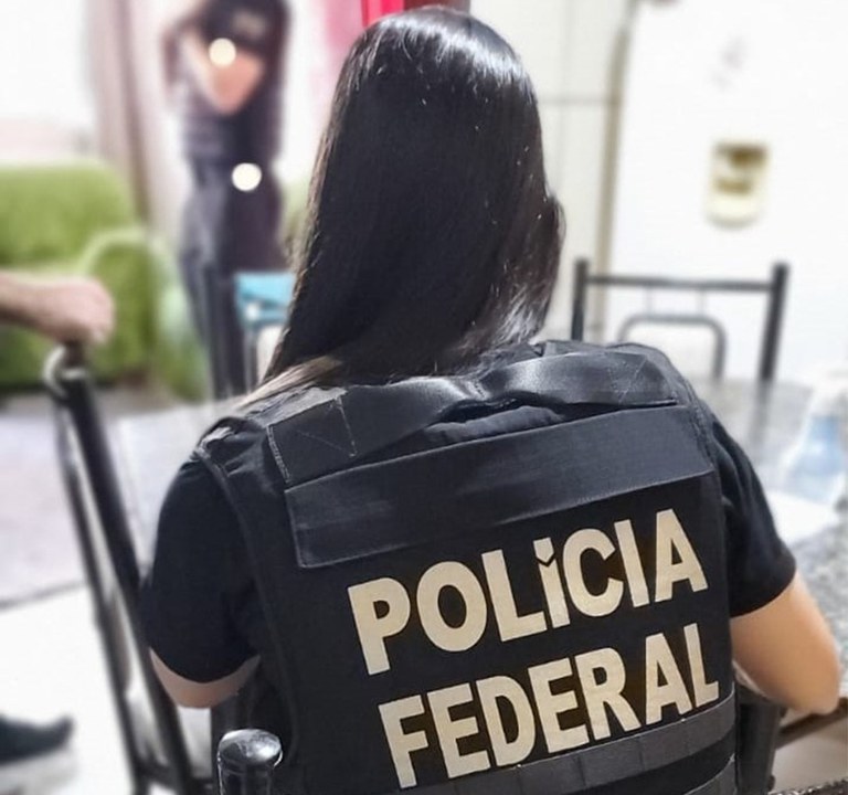 Polícia Federal combate desvio e lavagem de dinheiro de instituição de ensino