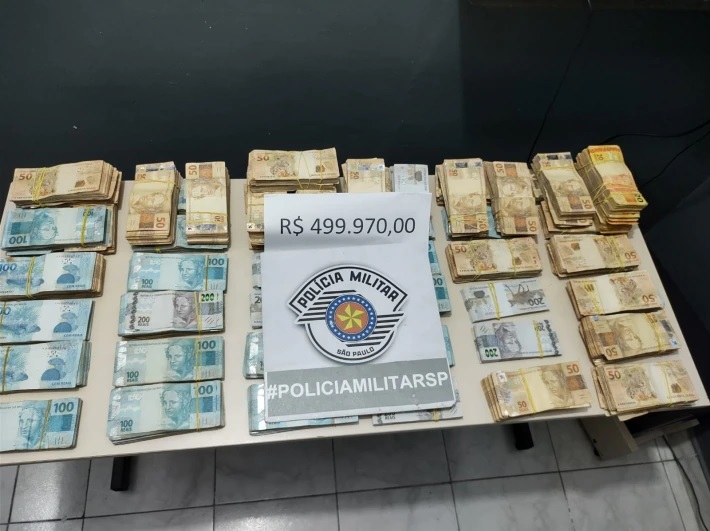 PM de SP apreende R$ 500 mil de irmão de Davi Alcolumbre em carro