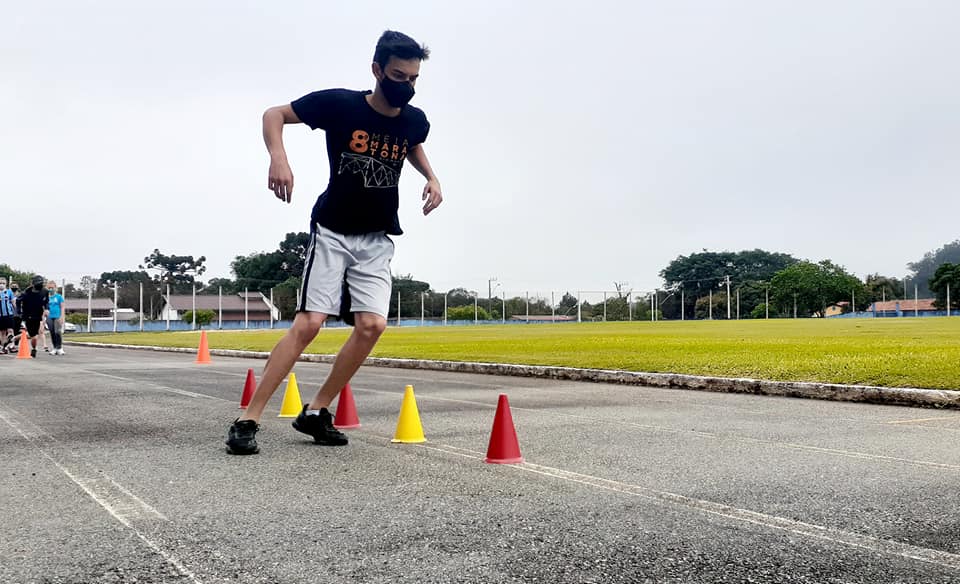 Secretaria de Esporte e Lazer de Rio Negro oferece treinamento gratuito de funcional para corrida e atletismo