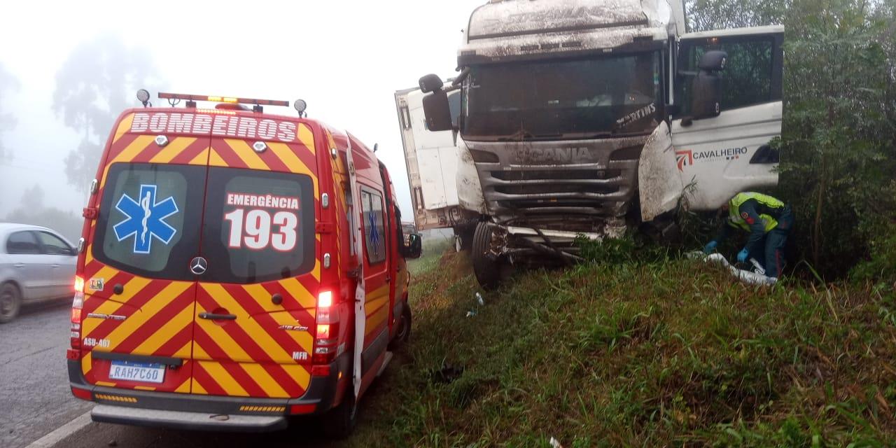 Vítima se fere em acidente de trânsito na BR-280 em Mafra nesta quinta-feira (03)