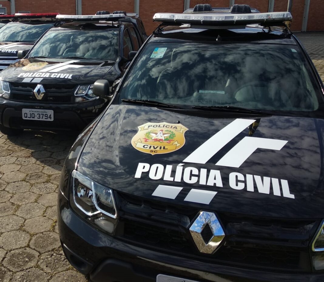 Polícia Civil prende cinco suspeitos de desvio de carga de carne em Canoinhas