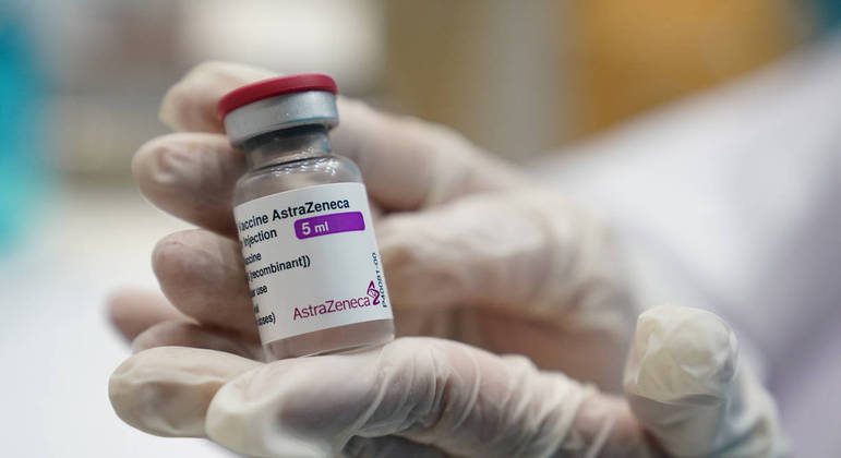 SC autoriza redução do intervalo para aplicação da AstraZeneca