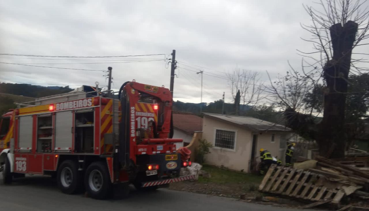 Princípio de incêndio é causado em Mafra por panela de feijão