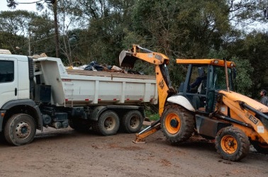 Ação coletiva entre prefeitura de Mafra e comunidade beneficia moradores do Santa Terezinha II