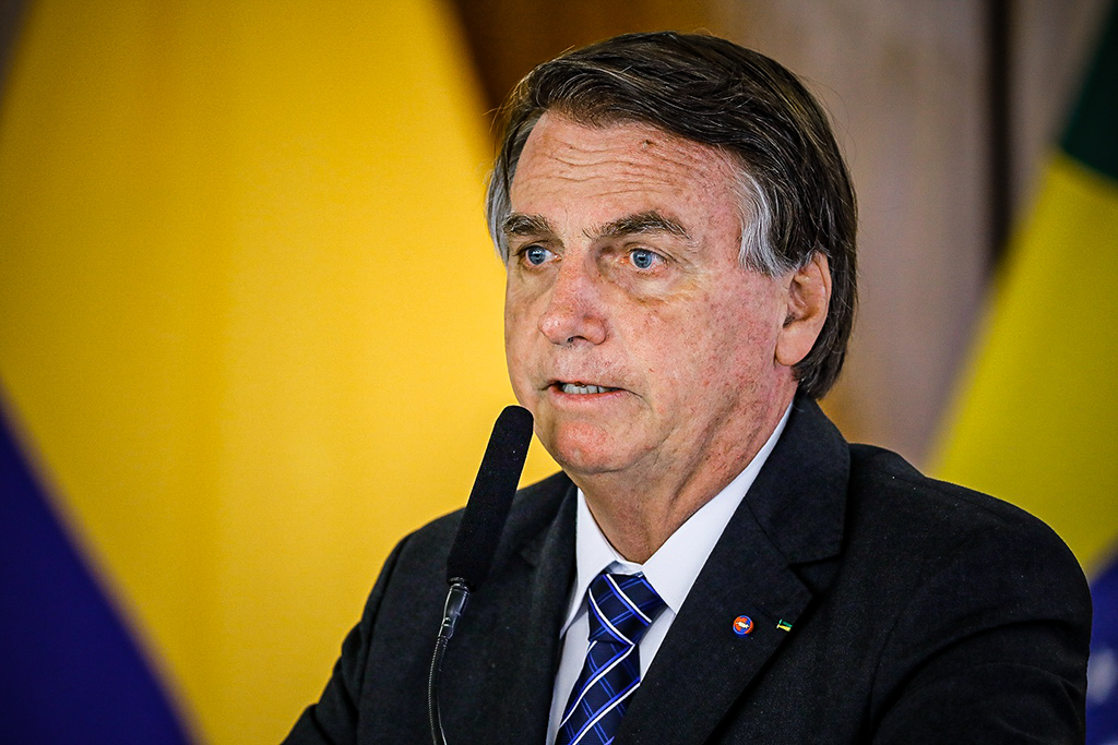 Bolsonaro depõe, diz que não interferiu na PF e que trocou diretor por 'falta de interlocução'