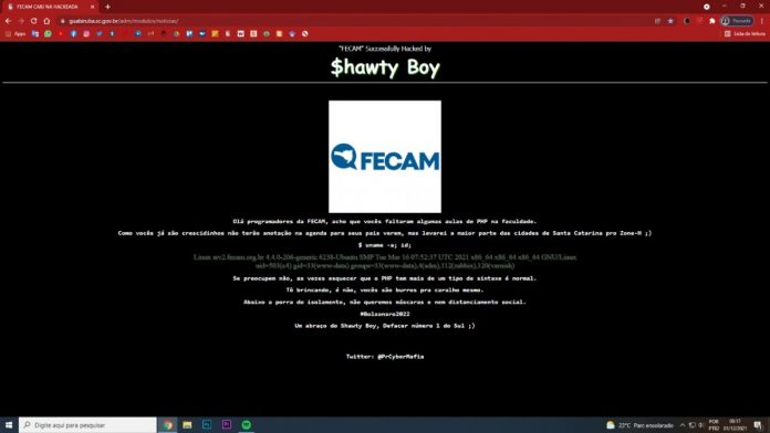 Hackers invadem e derrubam sites de prefeituras de SC