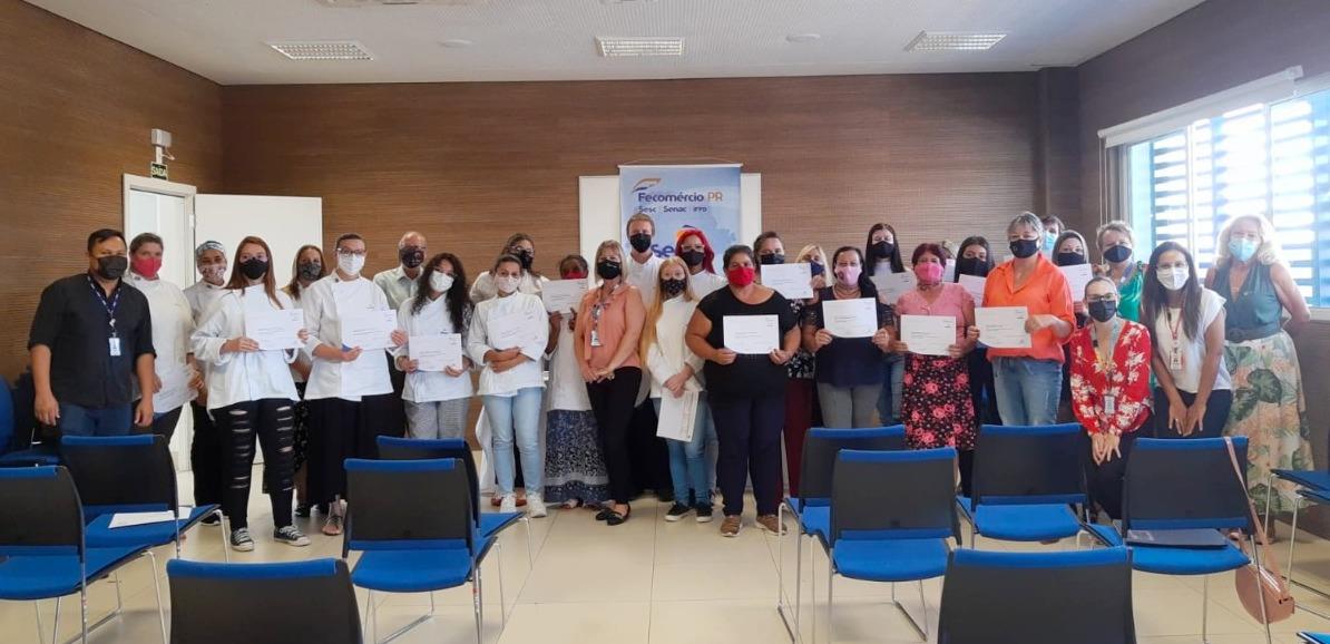 Formatura dos cursos profissionalizantes em Rio Negro