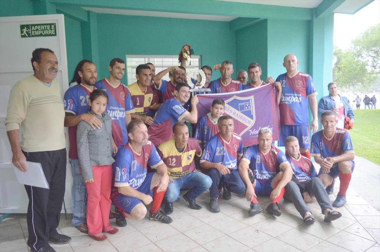 Três Bairros campeão da 12° edição da Copa das Associações de Futebol Suíço de Rio Negro