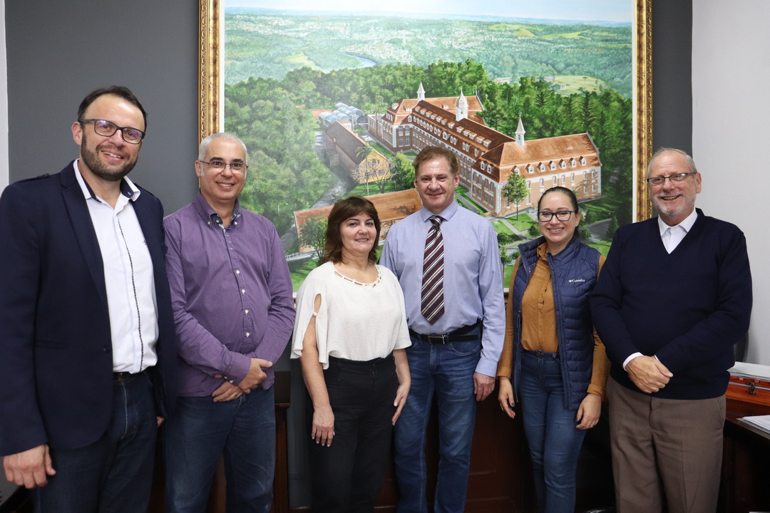 Município de Rio Negro firma convênio com a Faculdade IPPEO