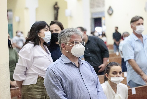 Deputado Gustavo Neiva participa da missa no Dia do Vaqueiro e prestigia Vaquejada