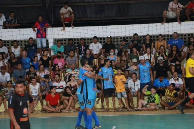 Campeonato Unionense de Futsal: Pedra de Fogo e Florbela vencem e se enfrentam final