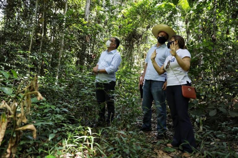 Embaixador do Reino Unido conhece projetos sustentáveis em Mato Grosso