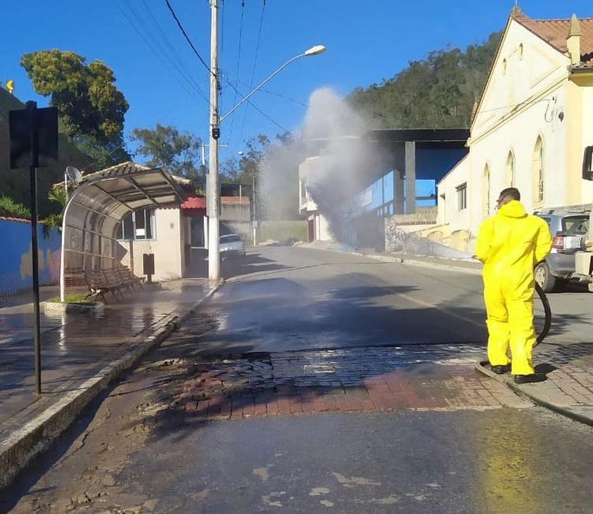 Toque de recolher e remessa extra de vacinas: veja a situação de Ewbank da Câmara