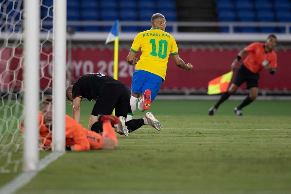 Seleção masculina de futebol estreia com vitória nas Olimpíadas de Tóquio