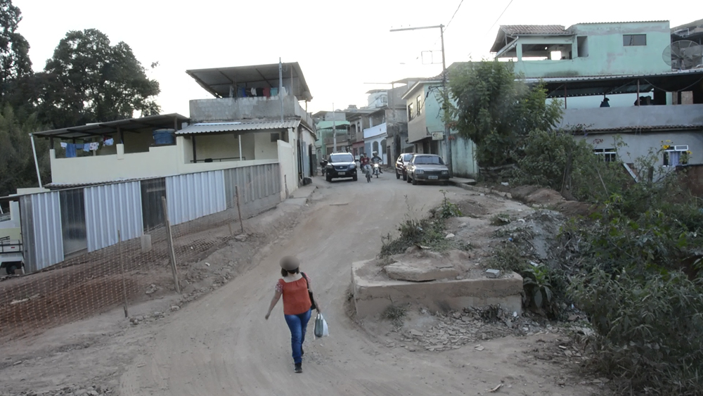 Cidadãos e prefeito aguardam decisão do poder judiciário para término de obras antes das chuvas