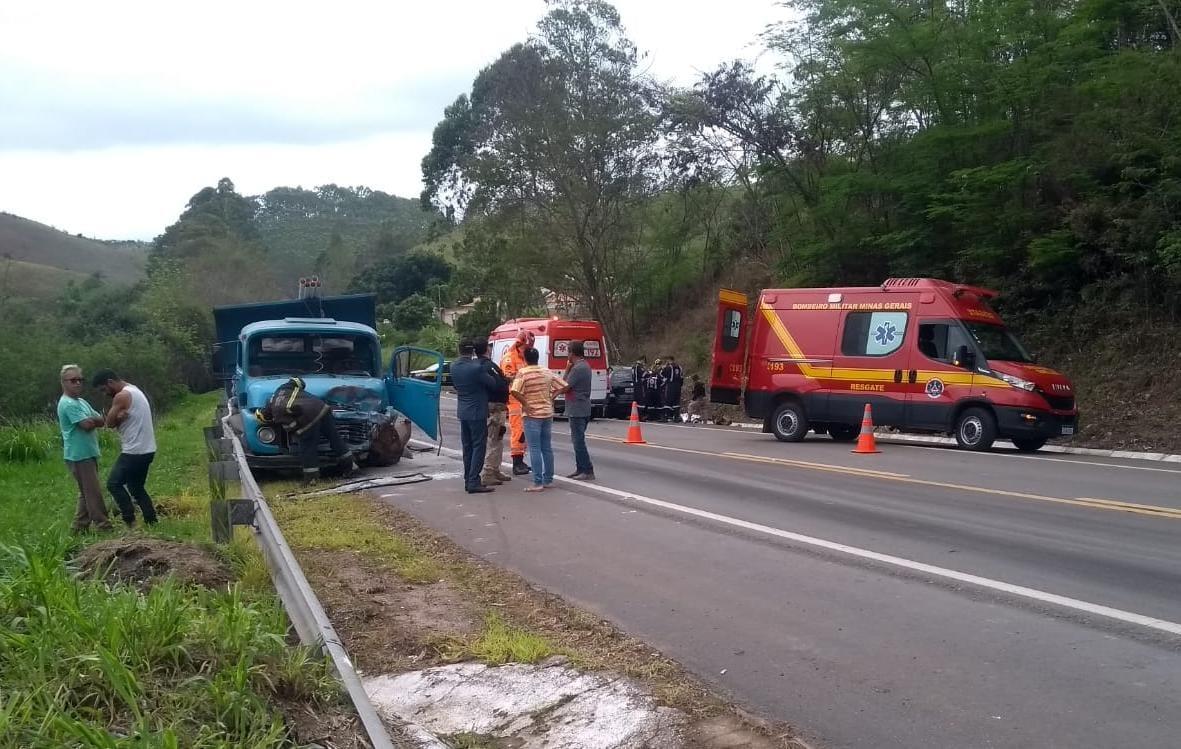 Casal morre em acidente na BR-267 em Juiz de Fora