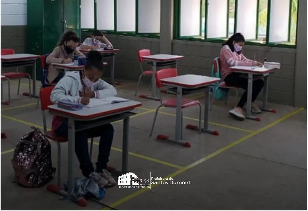 Crianças do 1° ao 5° ano do ensino fundamental retornam às aulas presenciais