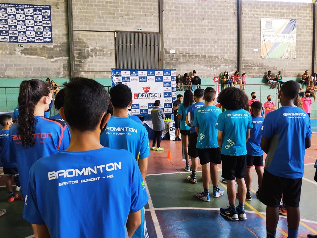 Criap realiza torneio interno de badminton em Santos Dumont