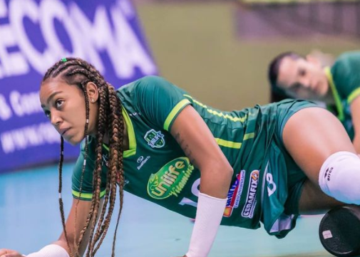 Conheça Jussara Silva, atleta sandumonense que atua na Superliga Feminina de Vôlei