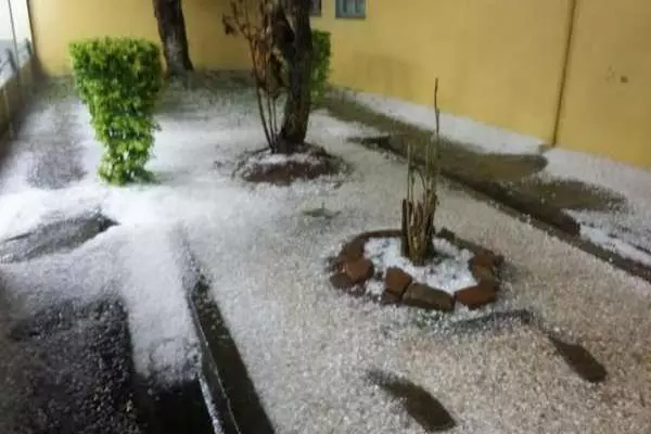 Chuva com granizo vai atingir 171 cidades de Minas entre esta sexta e sábado