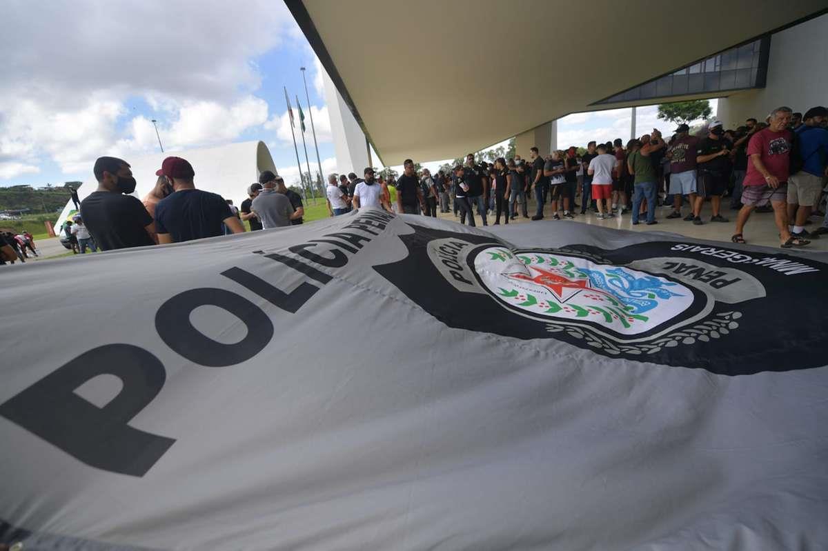 Justiça determina fim da greve de policiais civis e policiais penais