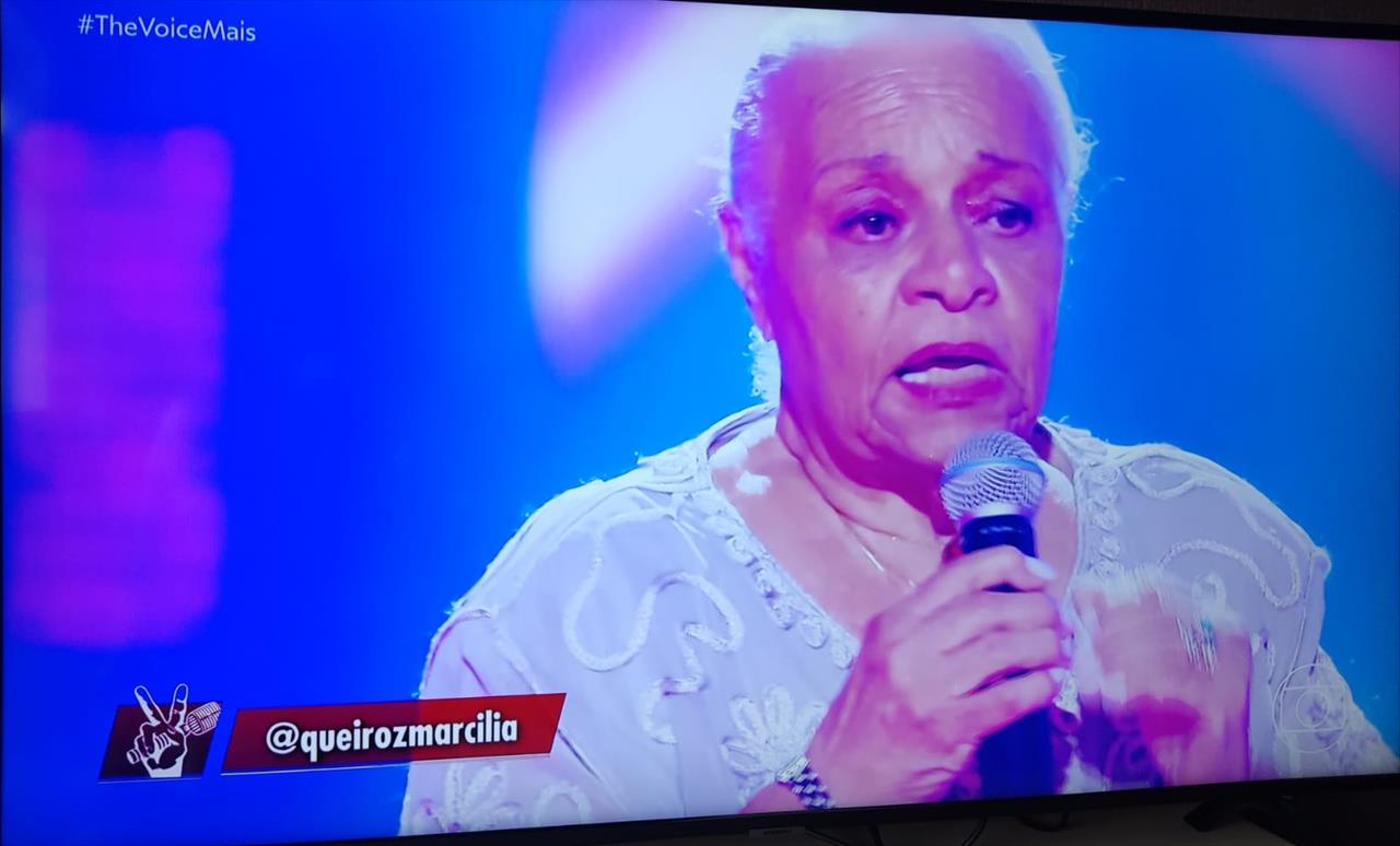 Marcília de Queiroz se classifica para a semifinal do programa The Voice +