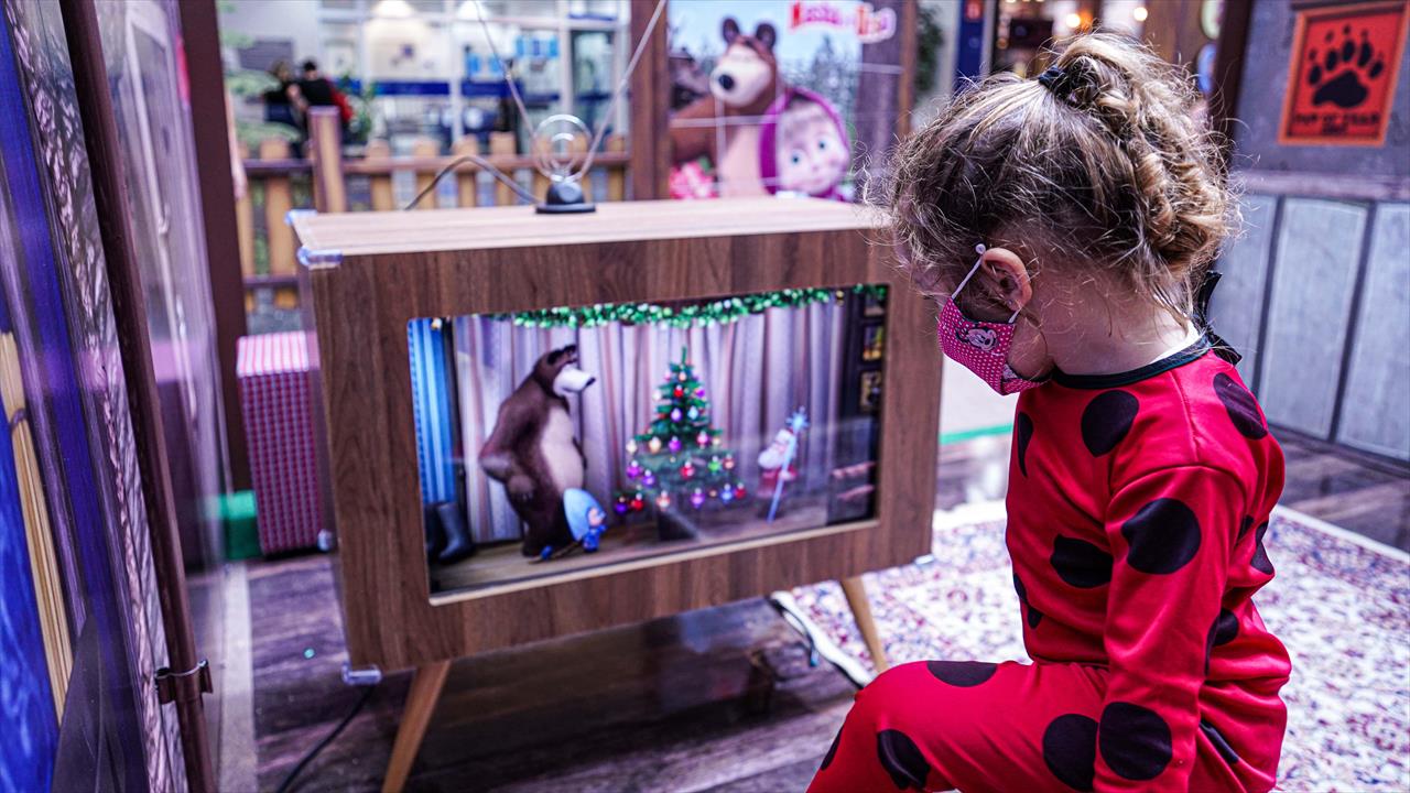 Floresta Masha e o Urso é atração para a criançada no Mooca Plaza Shopping