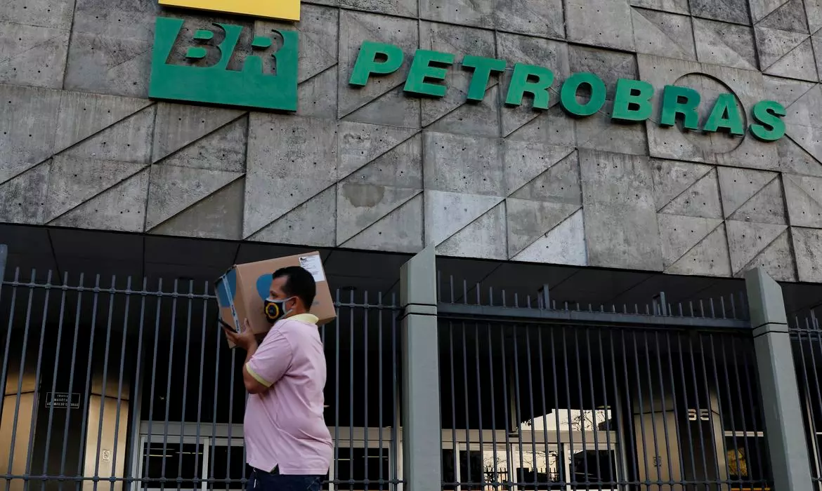 Petrobras nomeia Fernando Borges como presidente interino