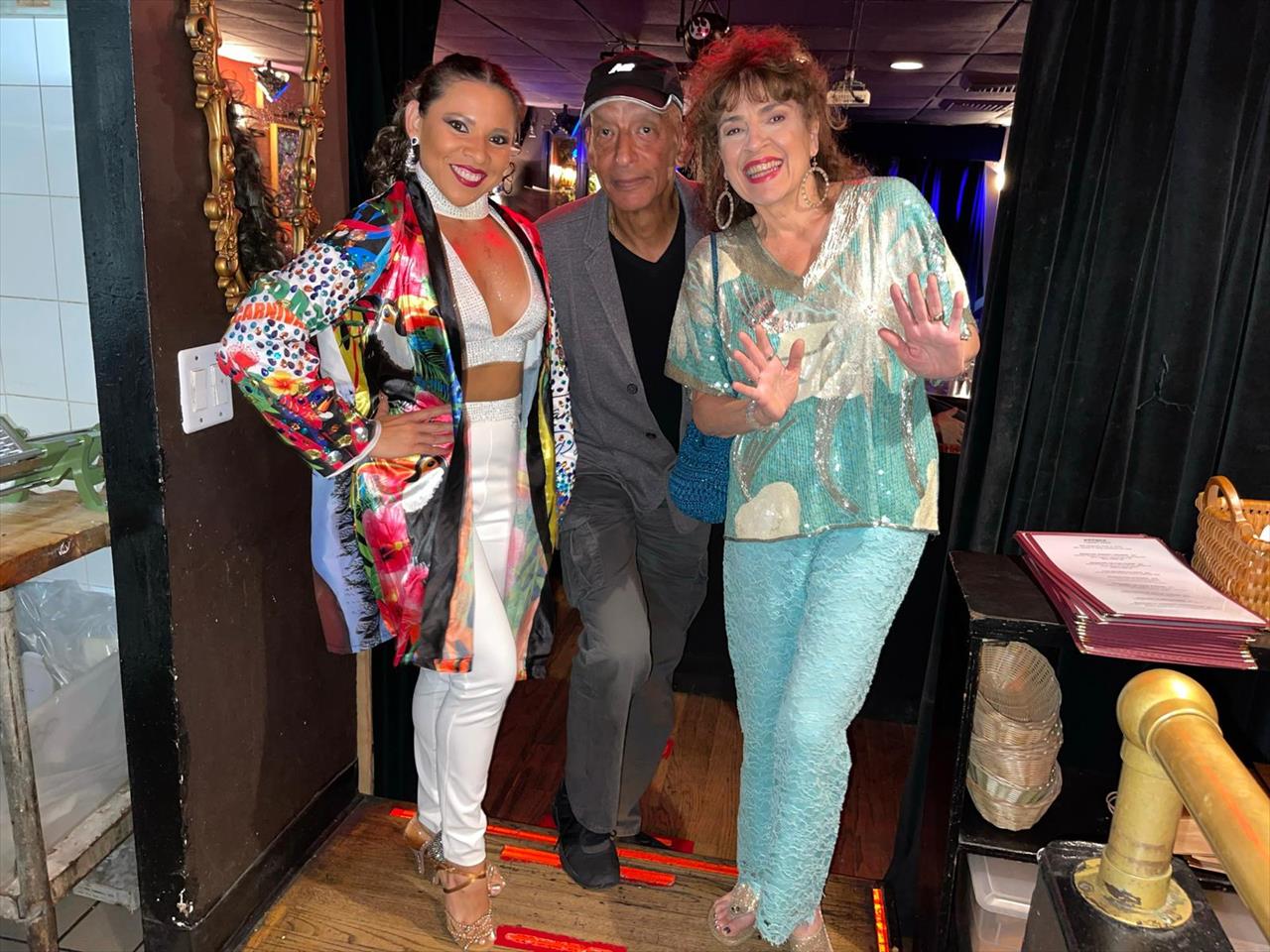 Tania Daley celebra 10 anos de parceria com a banda Southport Records e planeja sua coroação na Em Cima Da Hora