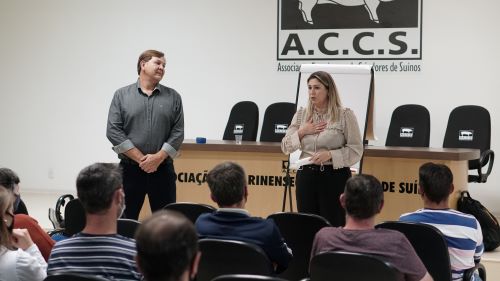 INTEGRAÇÃO – Lei é tema de palestra para suinocultores catarinenses