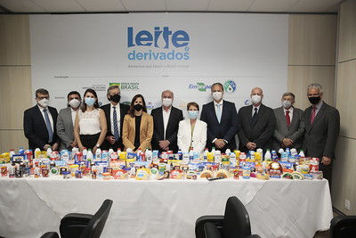Mapa, setor leiteiro e supermercados lançam 1ª Semana do Leite