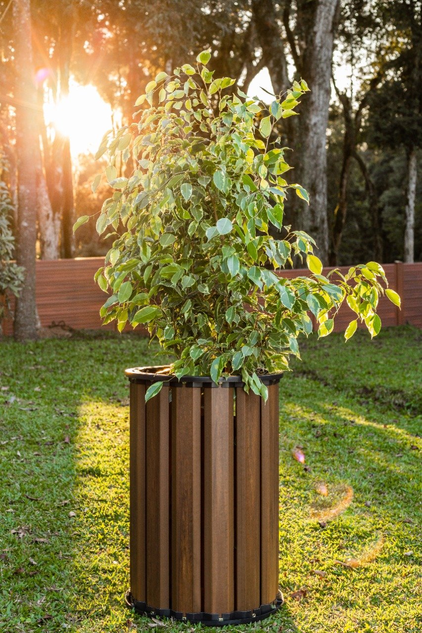 Madeira Plástica da Reserva
